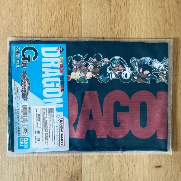 Serviette Ichiban Kuji Dragon Ball VS Omnibus Ultra (Lot G) 20×60 cm – Dragon Ball – Goku, Gohan, Krillin, Piccolo, Vegeta